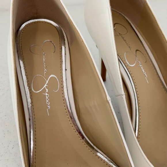 Jessica Simpson Patent Leather Pointed Toe Heels in White Size 6 1/2 - Picture 7 of 16